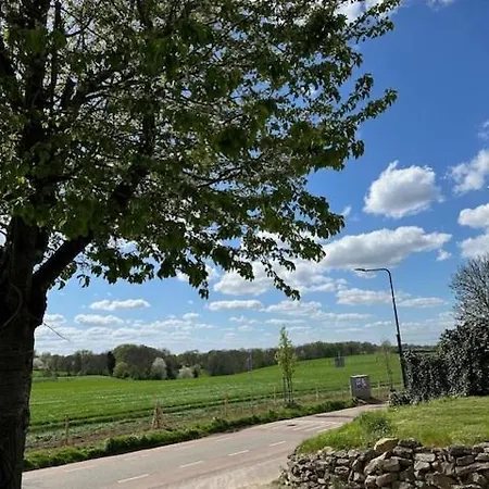 Hoeve Drogenberg Holiday home *