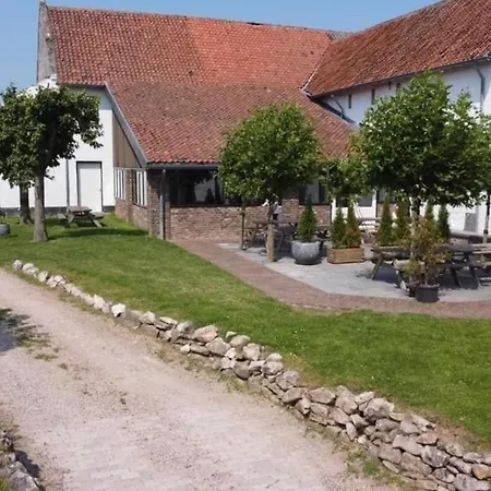 Hoeve Drogenberg Holiday home Bemelen